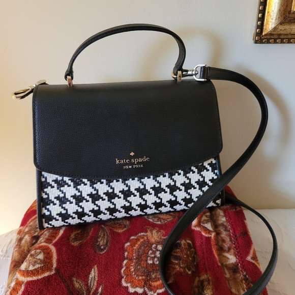 Kate Spade Darcy woven houndstooth top handle satchel. Crossbody in black. NWOT. - Picture 2 of 6